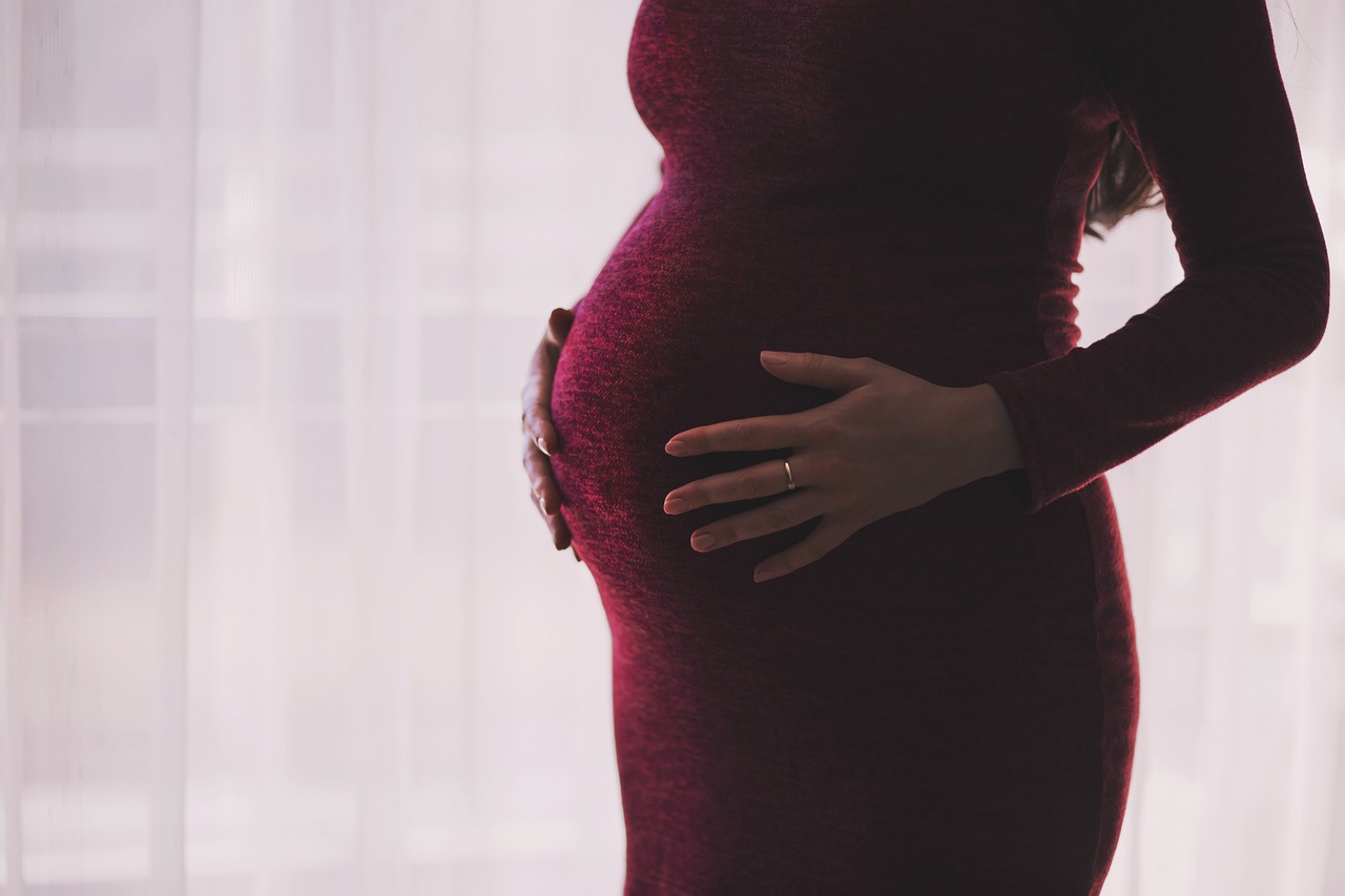 妊娠中の転職で看護師を目指す際の注意点は？