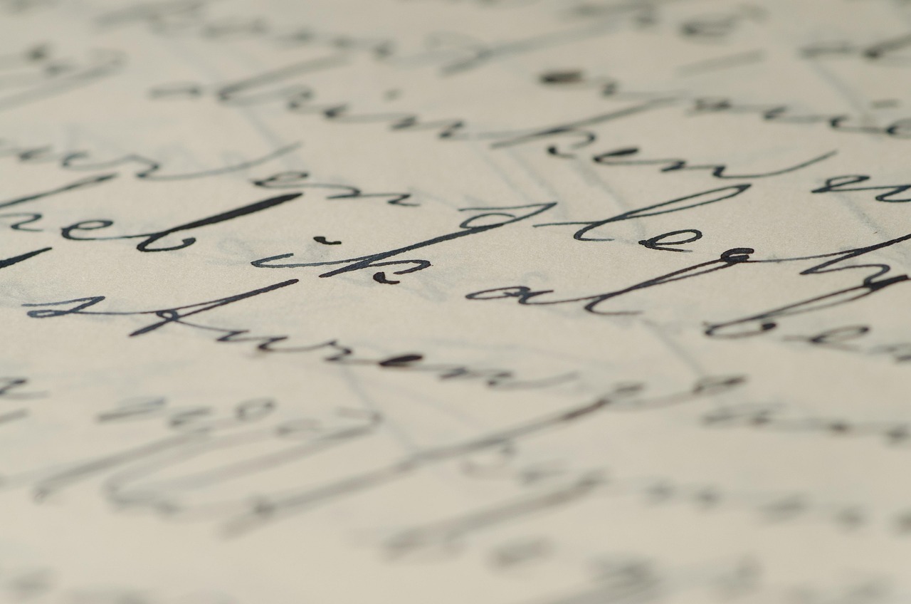 病院宛の手紙の書き出しに適した表現は？